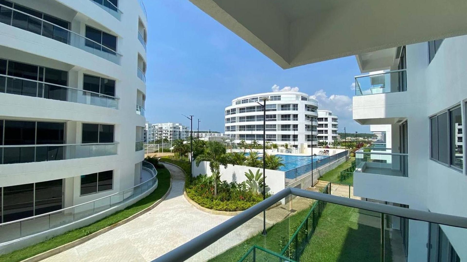 Exclusive Oasis , Beach, Pool And High Comfort *